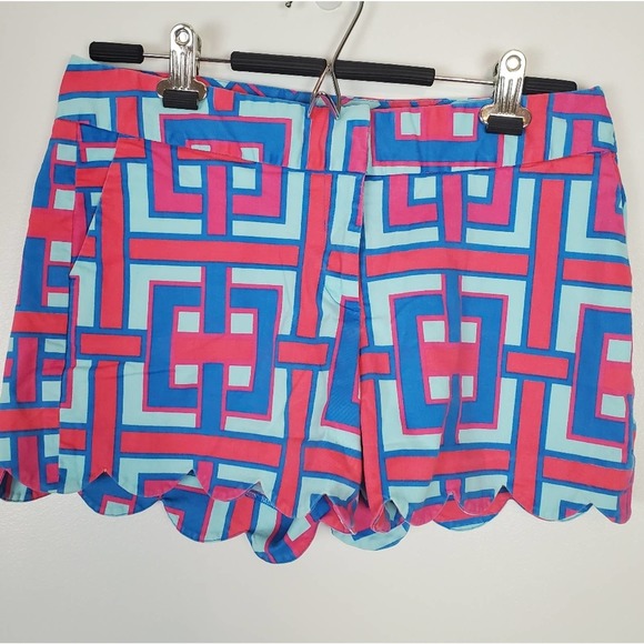 crown & ivy Pants - Crown & Ivy pink and blue scalloped shorts EUC